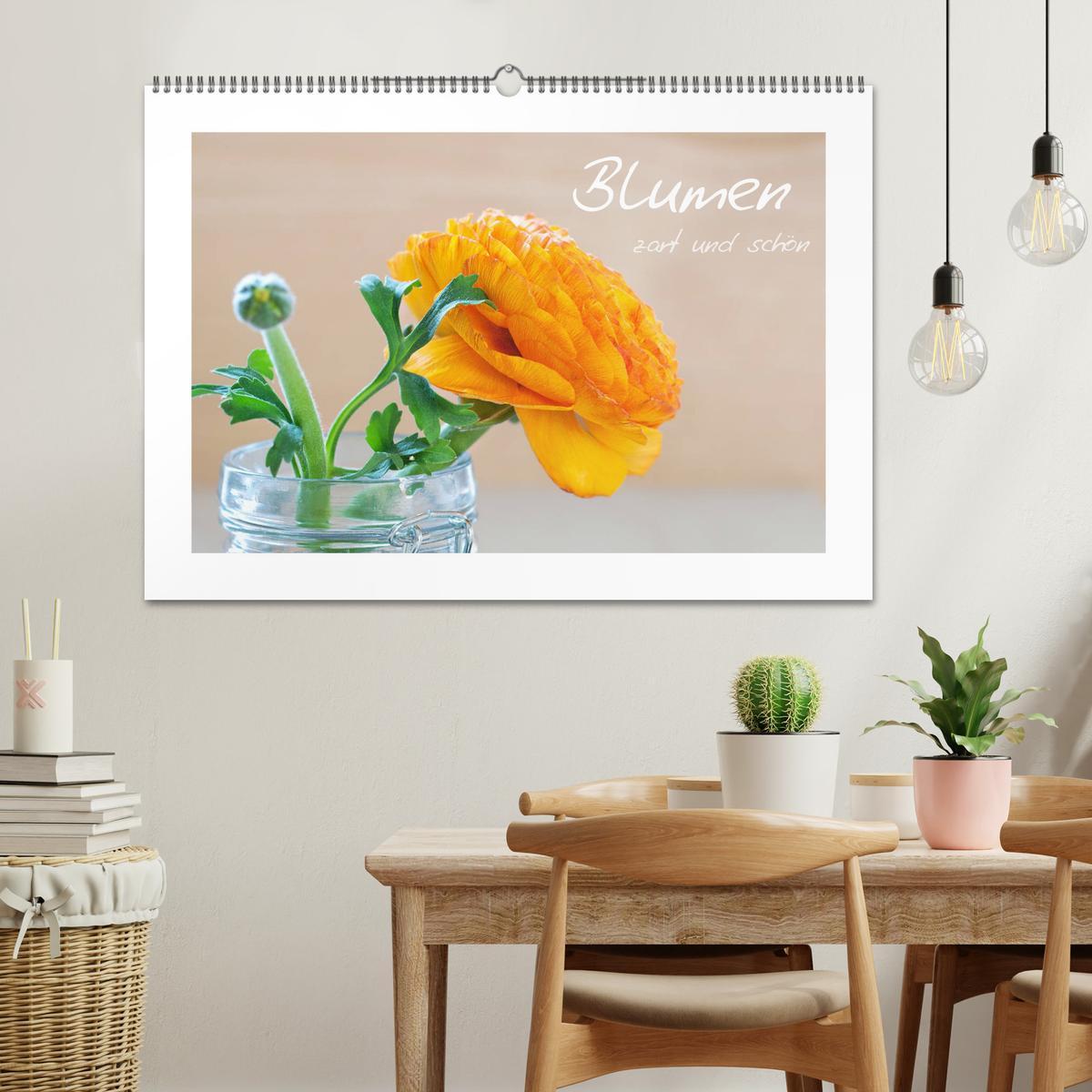 Bild: 9783435458035 | Blumen zart und schön (Wandkalender 2025 DIN A2 quer), CALVENDO...