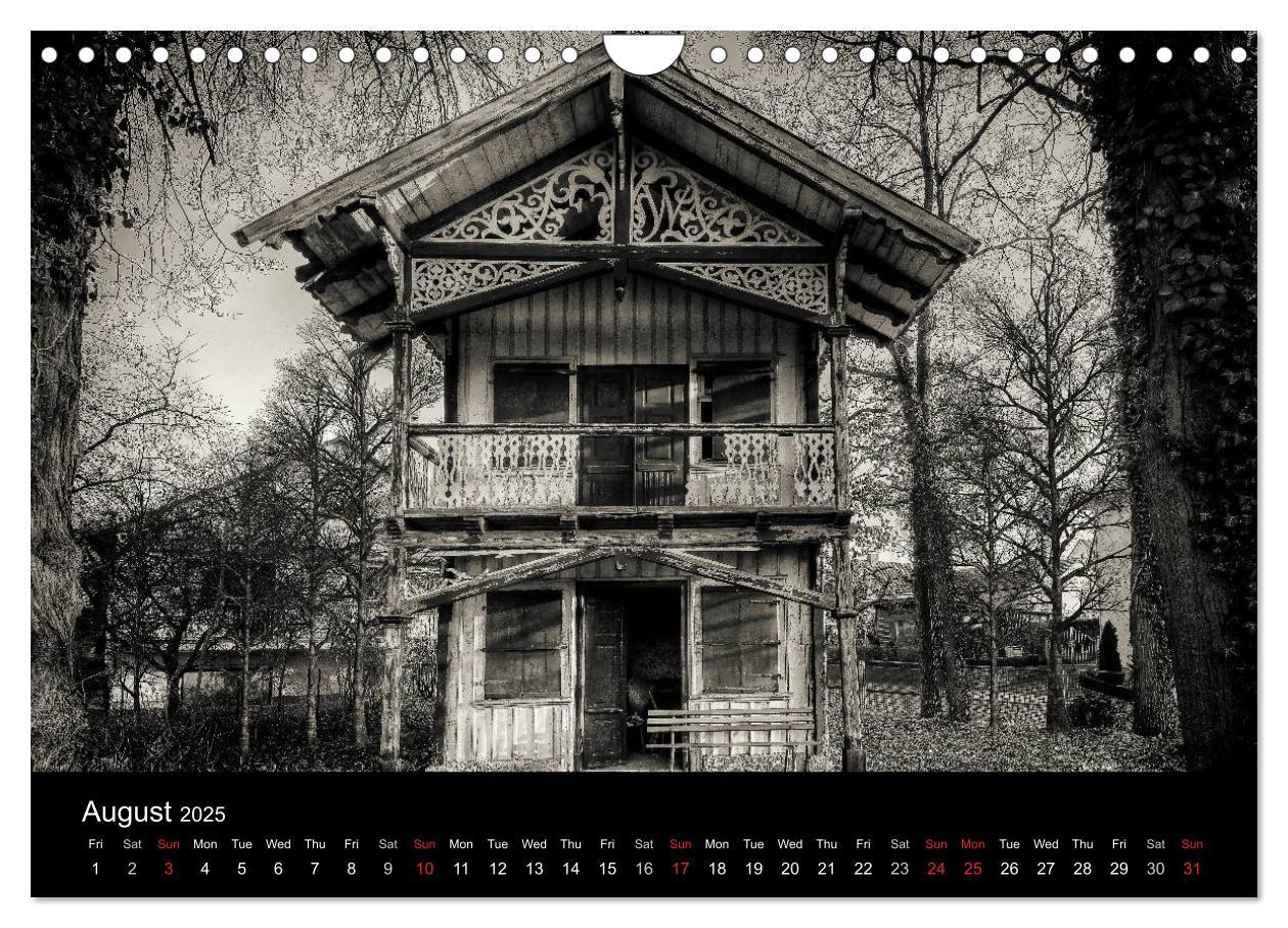 Bild: 9781325955794 | Abandoned Places Haunted Houses (Wall Calendar 2025 DIN A4...