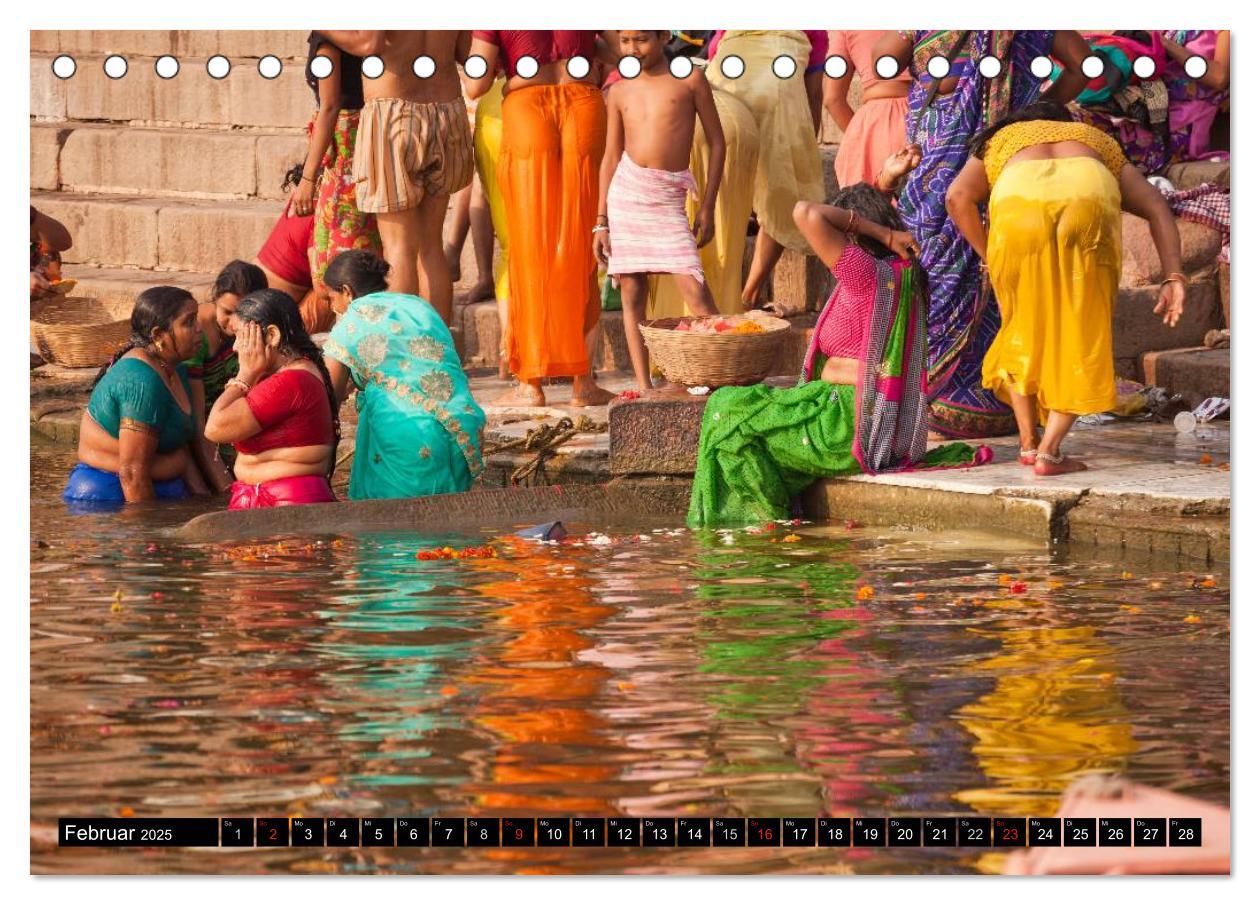 Bild: 9783435625710 | Indien - Varanasi (Tischkalender 2025 DIN A5 quer), CALVENDO...