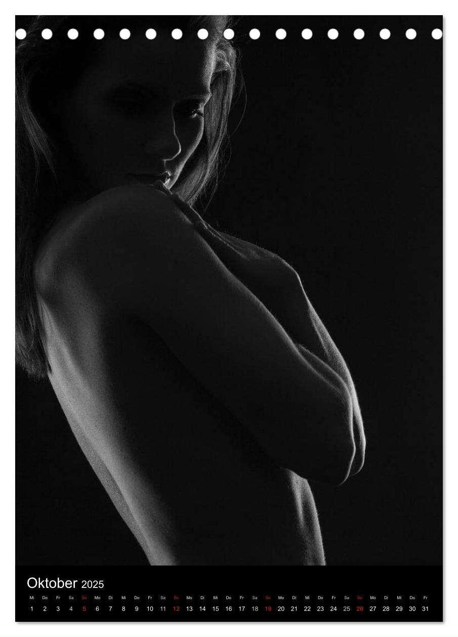 Bild: 9783457079911 | Erotische Silhouetten / CH-Version (Tischkalender 2025 DIN A5...