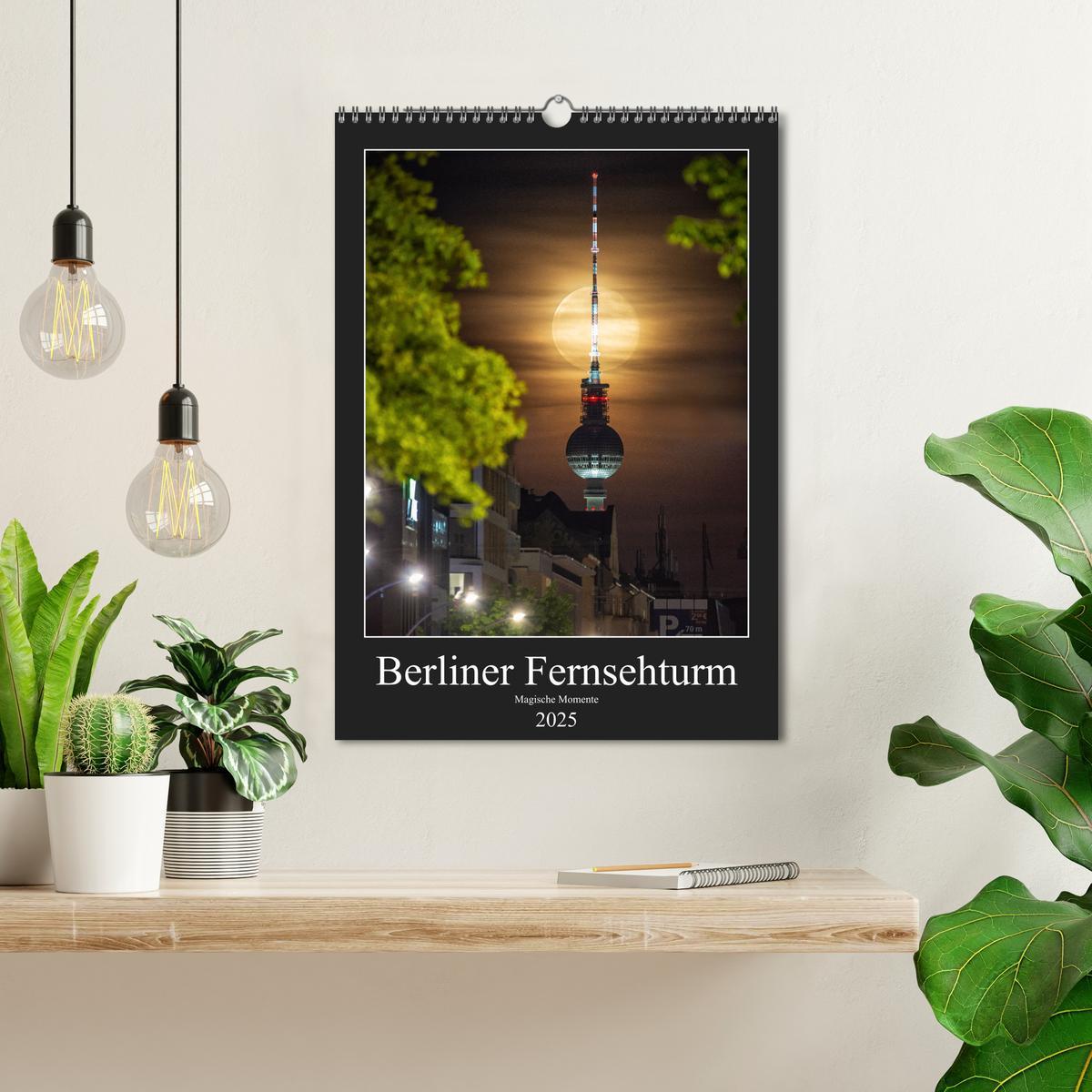 Bild: 9783435909766 | Berliner Fernsehturm - Magische Momente (Wandkalender 2025 DIN A3...