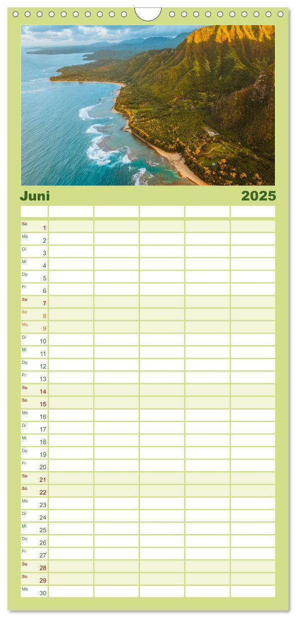 Bild: 9783457094136 | Familienplaner 2025 - Hawaii Traumziel mit 5 Spalten (Wandkalender,...