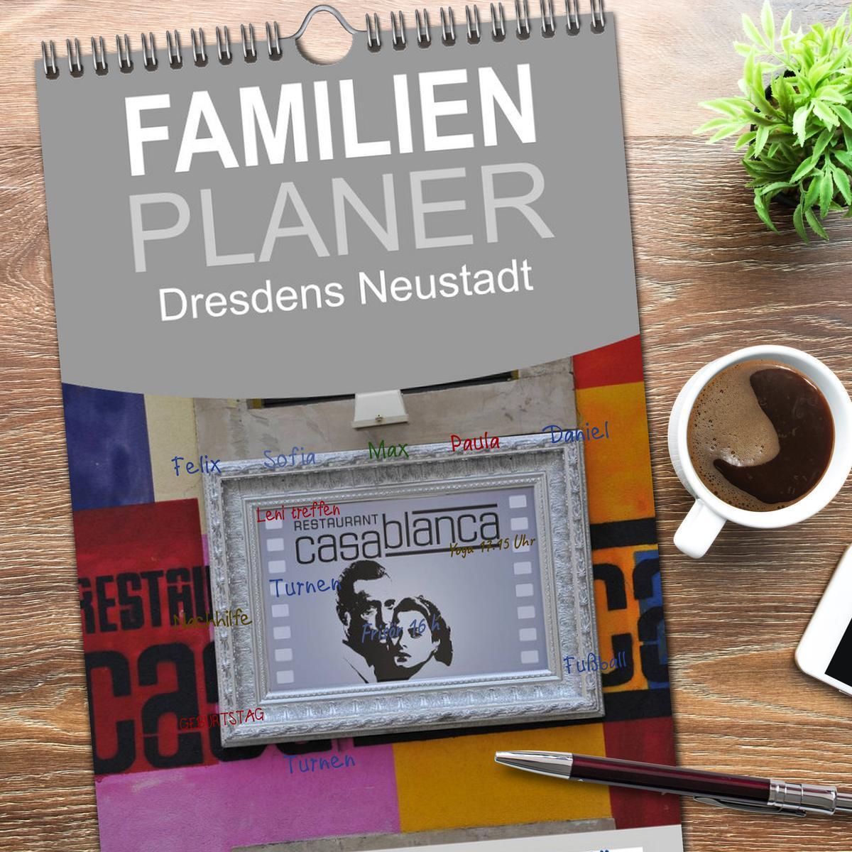 Bild: 9783457122075 | Familienplaner 2025 - Dresdens Neustadt mit 5 Spalten...