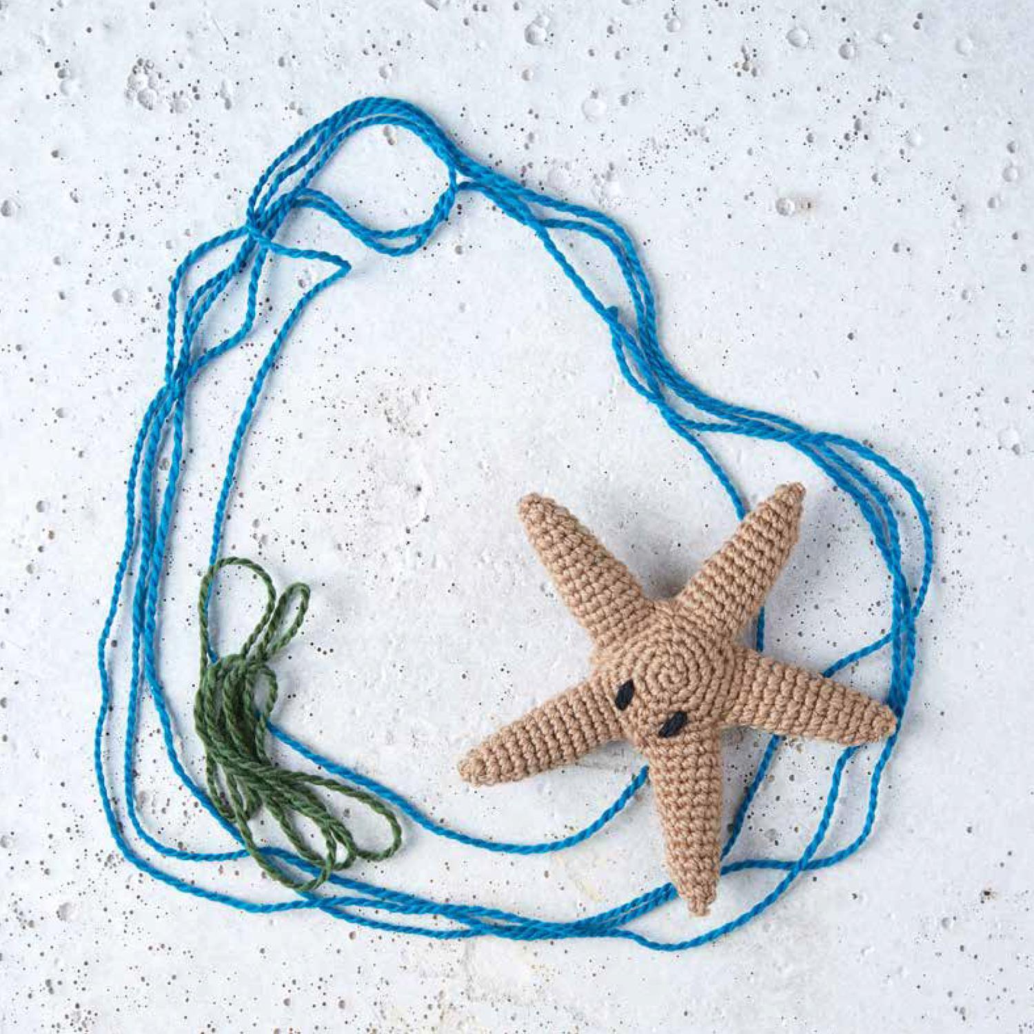 Bild: 9781911641797 | How to Crochet Animals: Ocean | 25 Mini Menagerie Patterns | Lord