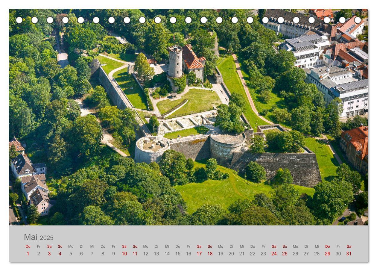 Bild: 9783435193073 | Bielefeld Am Rand des Teutoburger Waldes (Tischkalender 2025 DIN A5...