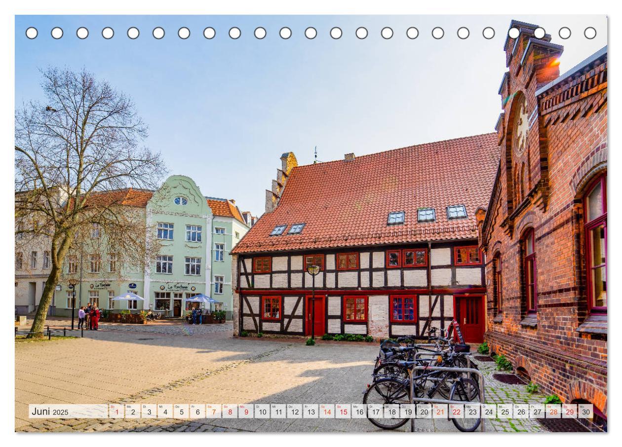 Bild: 9783435238644 | Rostock Impressionen (Tischkalender 2025 DIN A5 quer), CALVENDO...