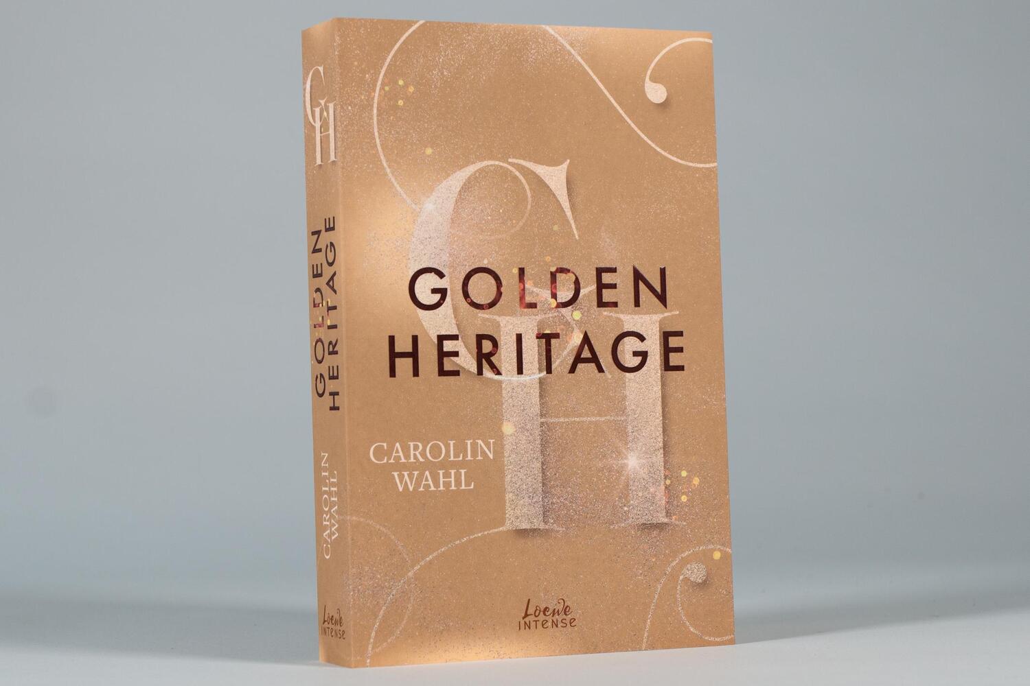 Bild: 9783743215726 | Golden Heritage (Crumbling Hearts, Band 2) | Carolin Wahl | Buch