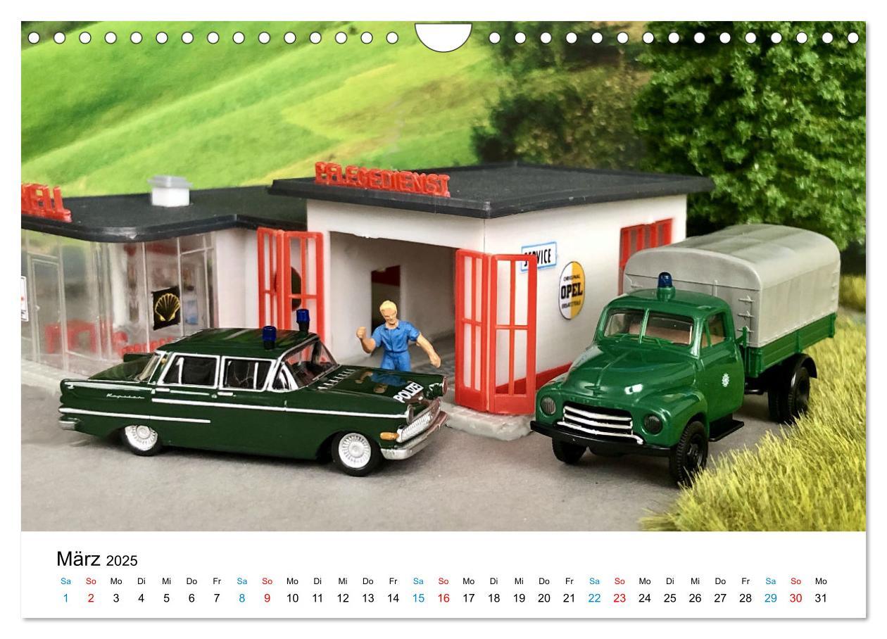 Bild: 9783435021321 | Polizeimodelle im Einsatz (Wandkalender 2025 DIN A4 quer), CALVENDO...