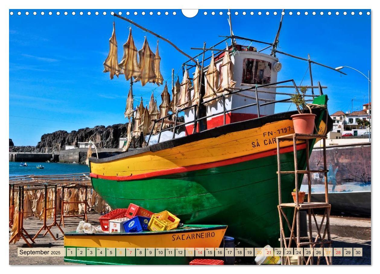 Bild: 9783435467792 | Madeira - blaues Wasser, grüne Berge, bunte Blumen (Wandkalender...