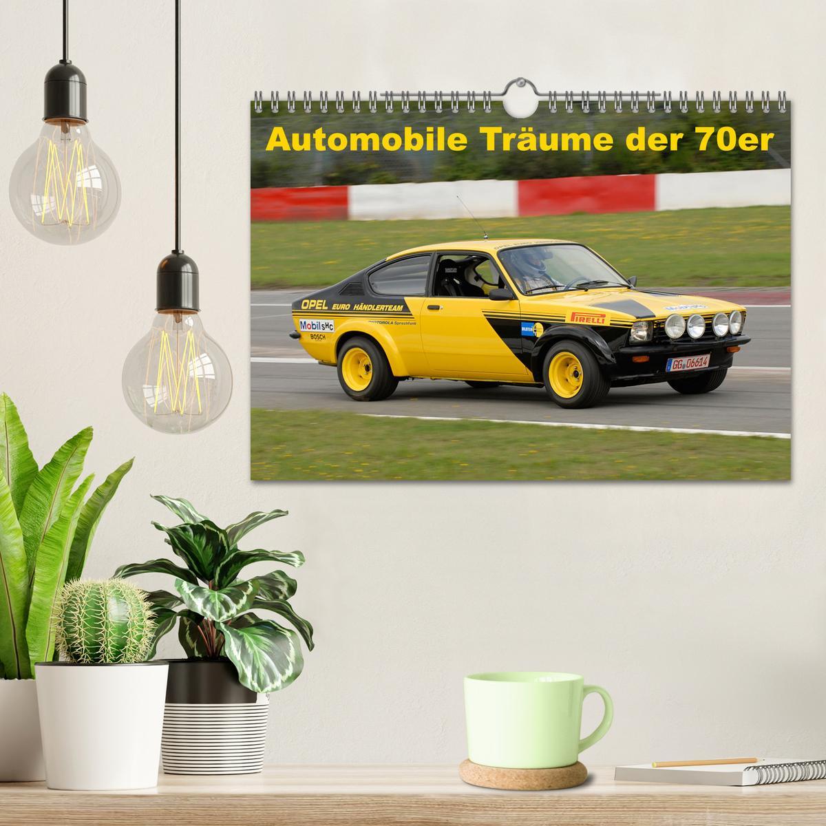 Bild: 9783383941085 | Automobile Träume der 70er (Wandkalender 2025 DIN A4 quer),...