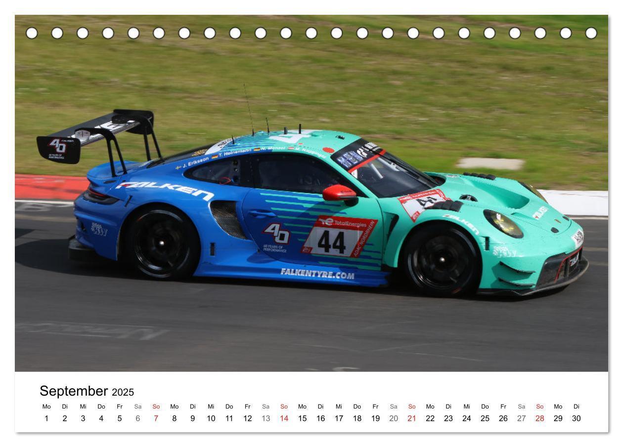 Bild: 9783435839056 | Motorsport aus Zuffenhausen (Tischkalender 2025 DIN A5 quer),...