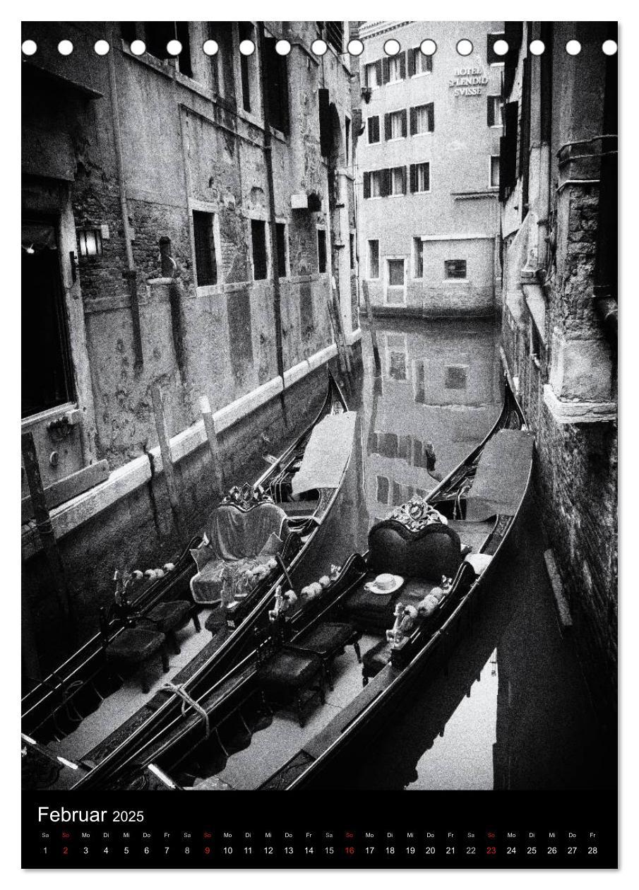 Bild: 9783457056196 | Venice Noir - Das etwas andere Venedig (Tischkalender 2025 DIN A5...