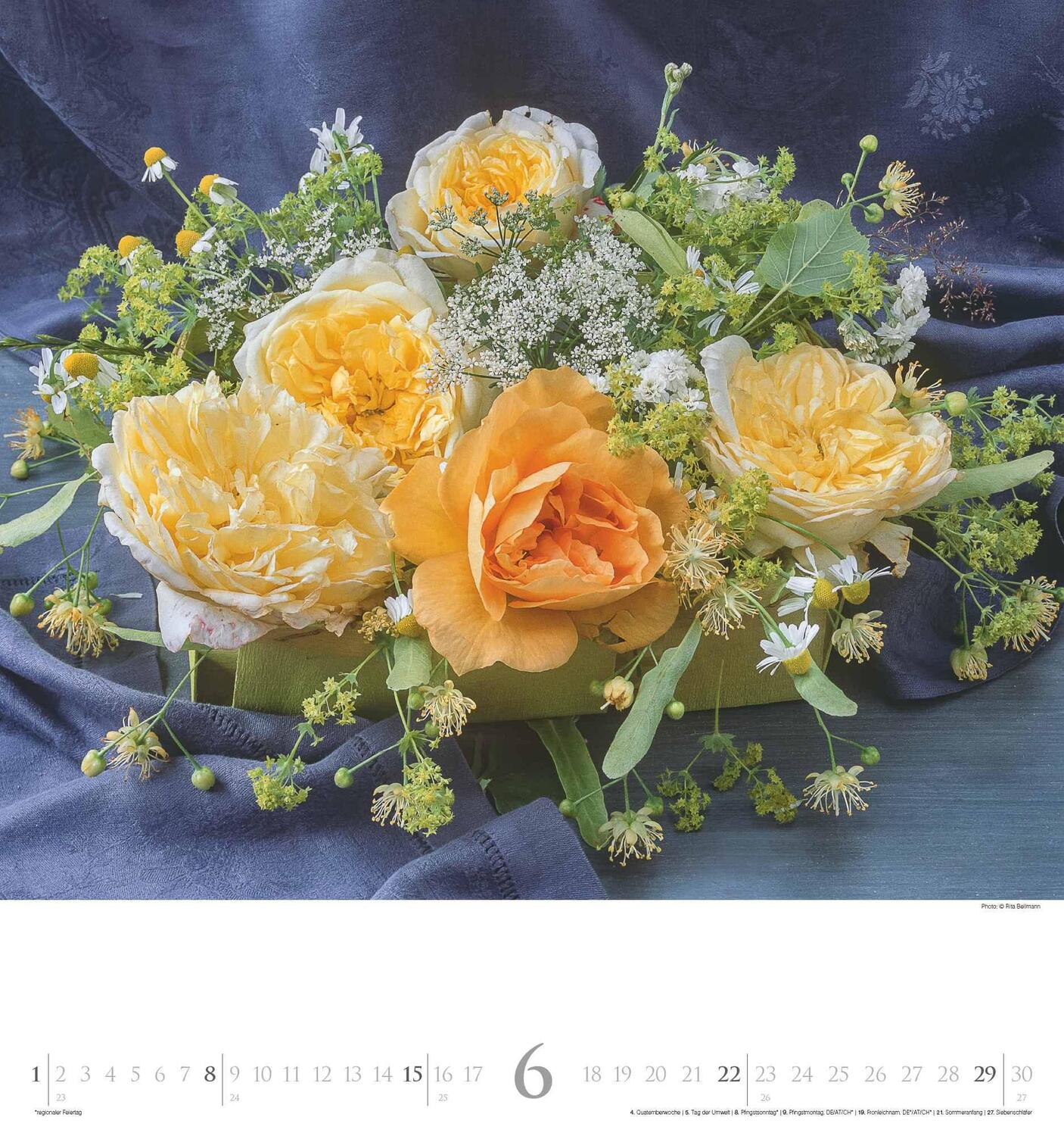 Bild: 4002725994226 | Bouquets 2025 - Foto-Kalender - Wand-Kalender - 45x48 -...