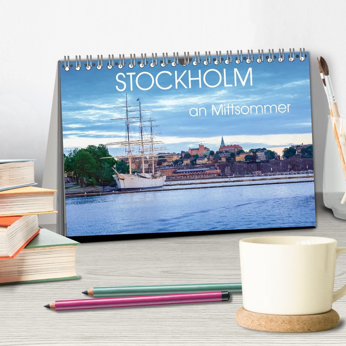 Bild: 9783435500031 | Stockholm an Mittsommer (Tischkalender 2025 DIN A5 quer), CALVENDO...