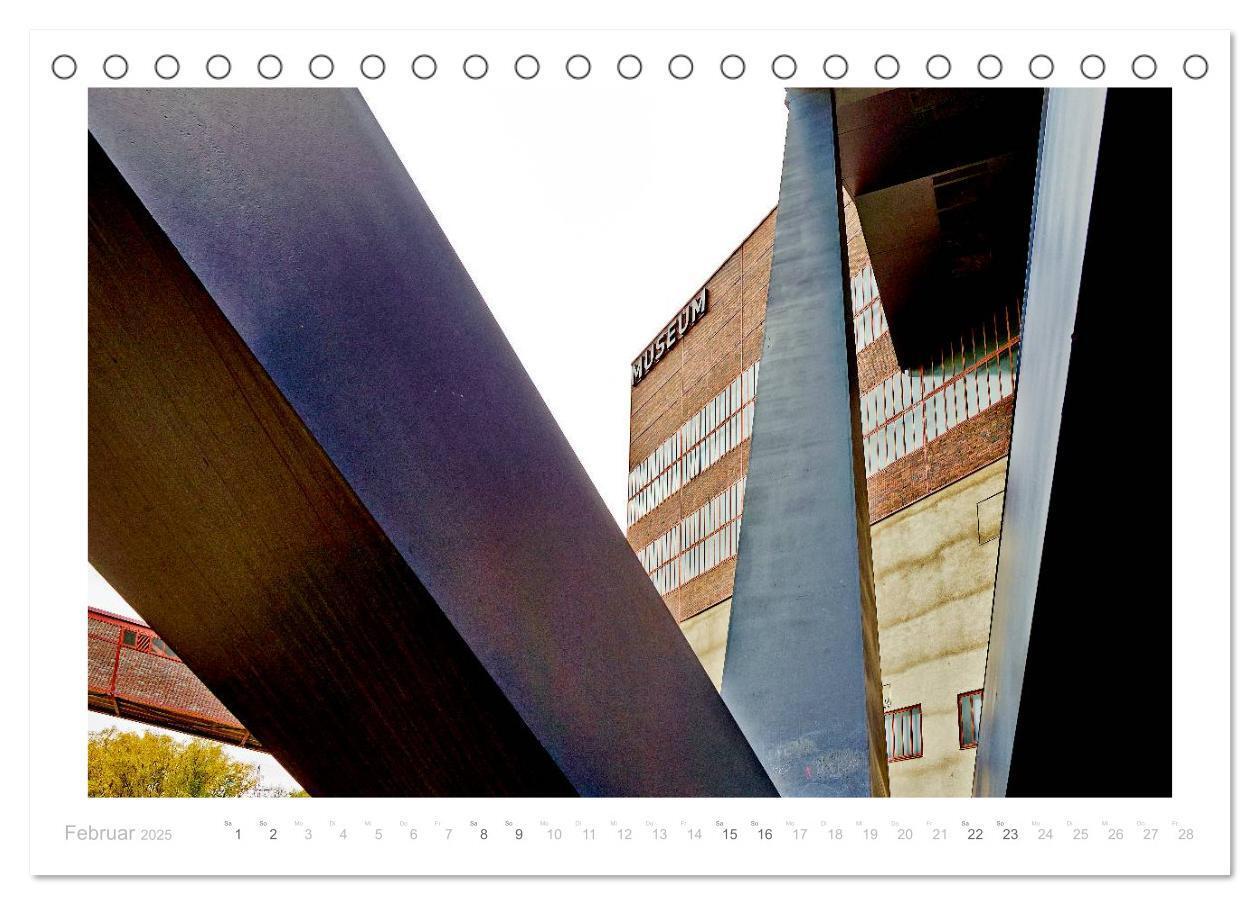 Bild: 9783435757459 | Zeche Zollverein. Weltkulturerbe. (Tischkalender 2025 DIN A5 quer),...