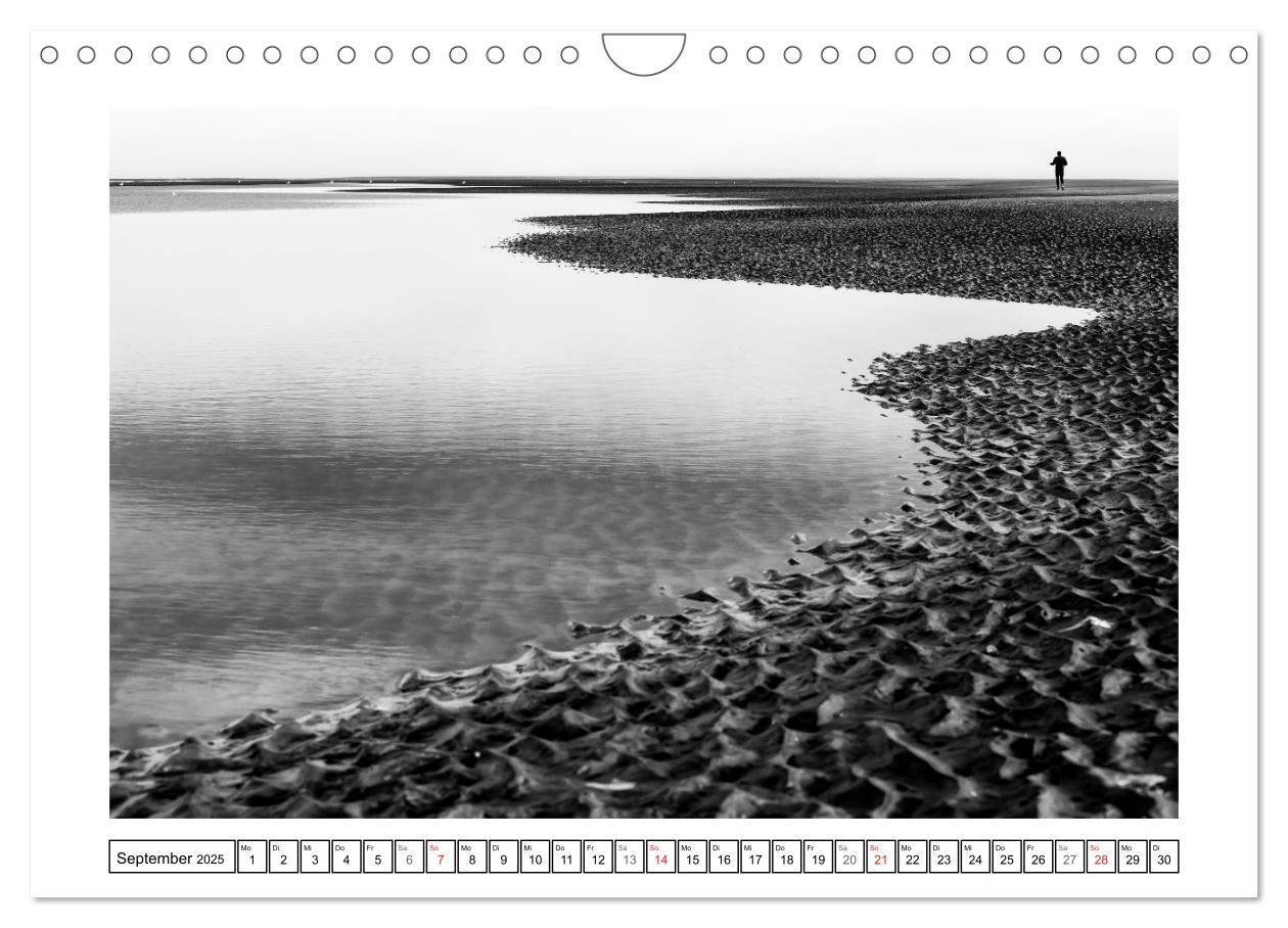 Bild: 9783435651337 | Am Strand von St. Peter-Ording SCHWARZ-WEISS (Wandkalender 2025 DIN...