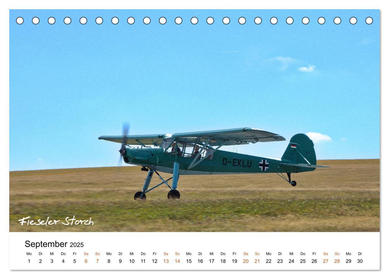 Bild: 9783435379934 | Die Faszination. Flugzeuge am Himmel (Tischkalender 2025 DIN A5...