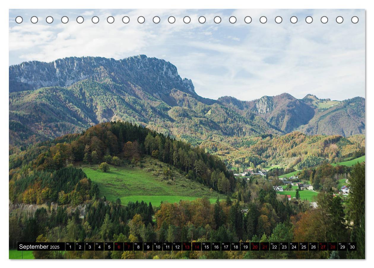 Bild: 9783435453375 | Seen - Berge - Salzkammergut (Tischkalender 2025 DIN A5 quer),...