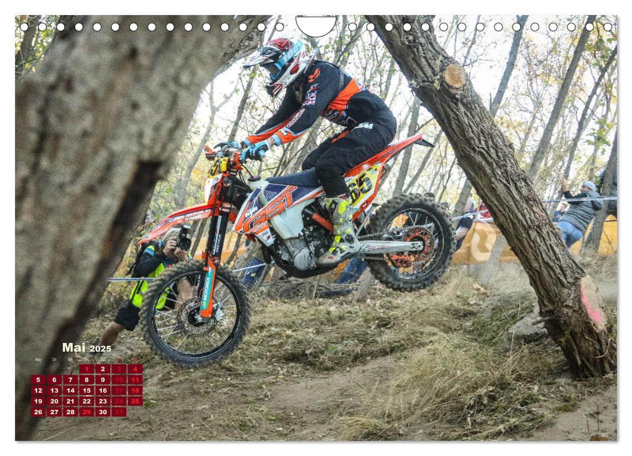 Bild: 9783435105809 | Enduro Mit Speed durch`s Gelände (Wandkalender 2025 DIN A4 quer),...