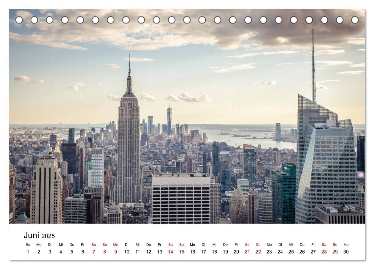 Bild: 9783435184866 | Weltstadt New York (Tischkalender 2025 DIN A5 quer), CALVENDO...