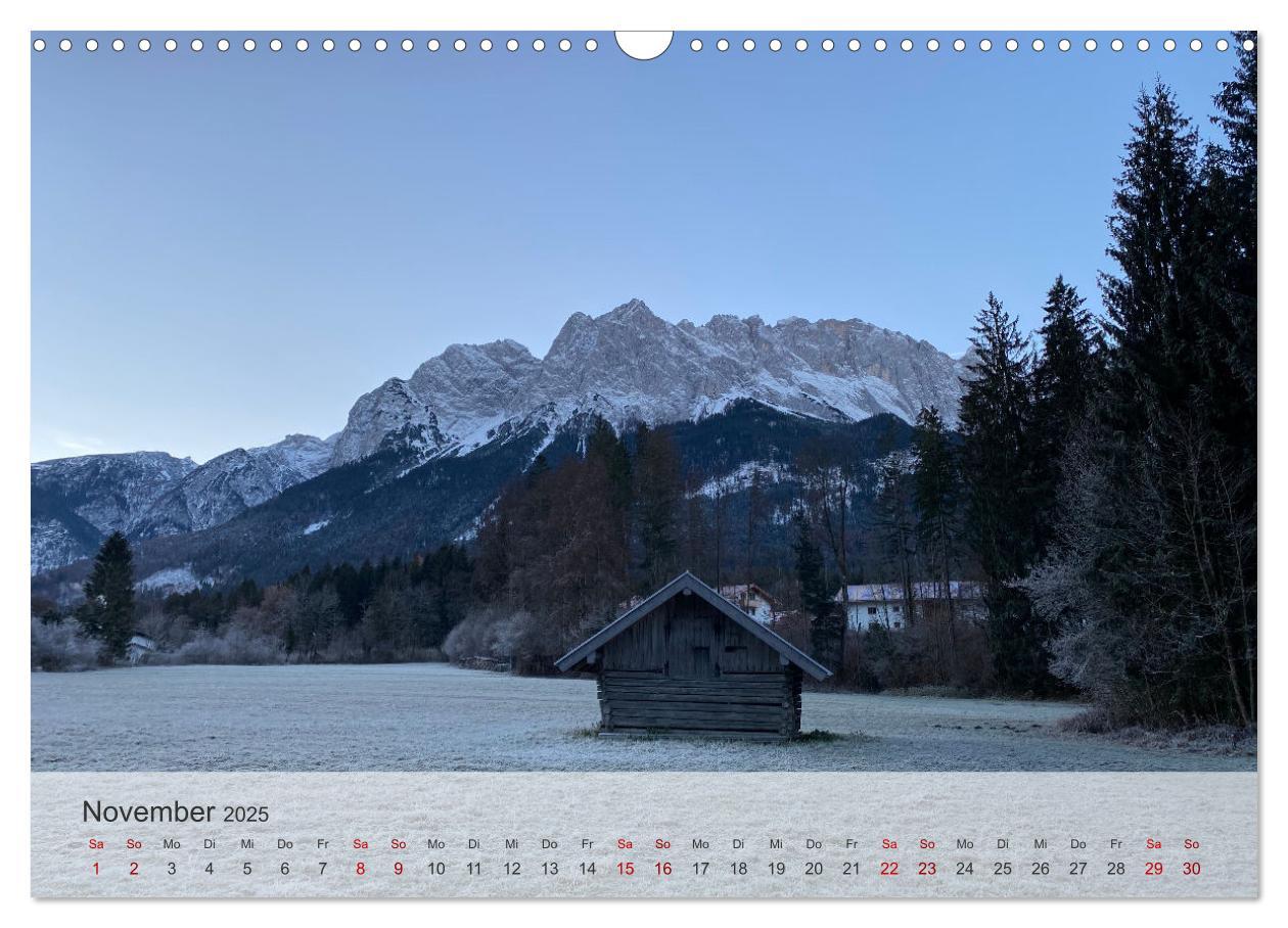 Bild: 9783457236611 | Alpenauszeit - Die Berghütten unserer Alpen (Wandkalender 2025 DIN...