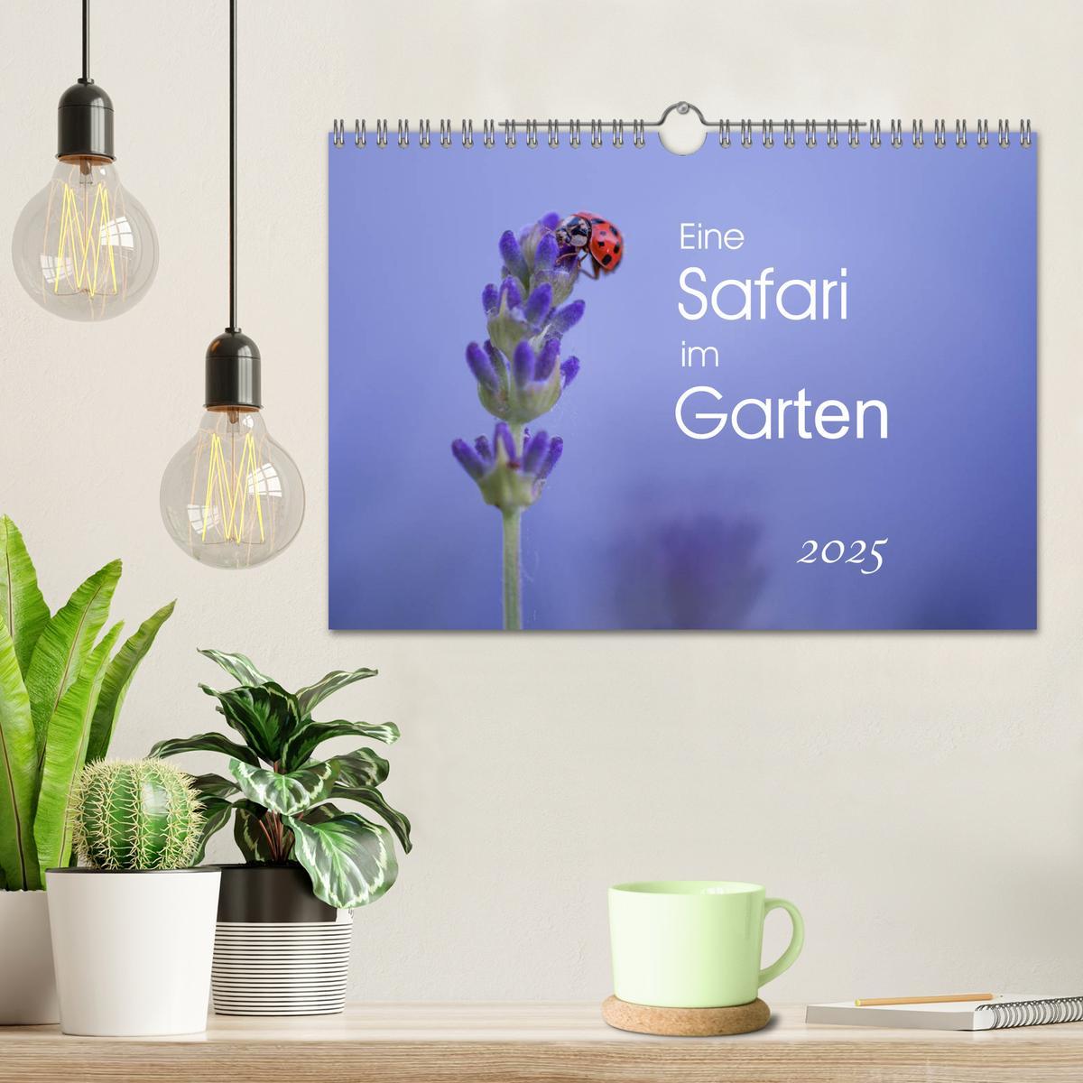 Bild: 9783435457717 | Eine Safari im Garten (Wandkalender 2025 DIN A4 quer), CALVENDO...