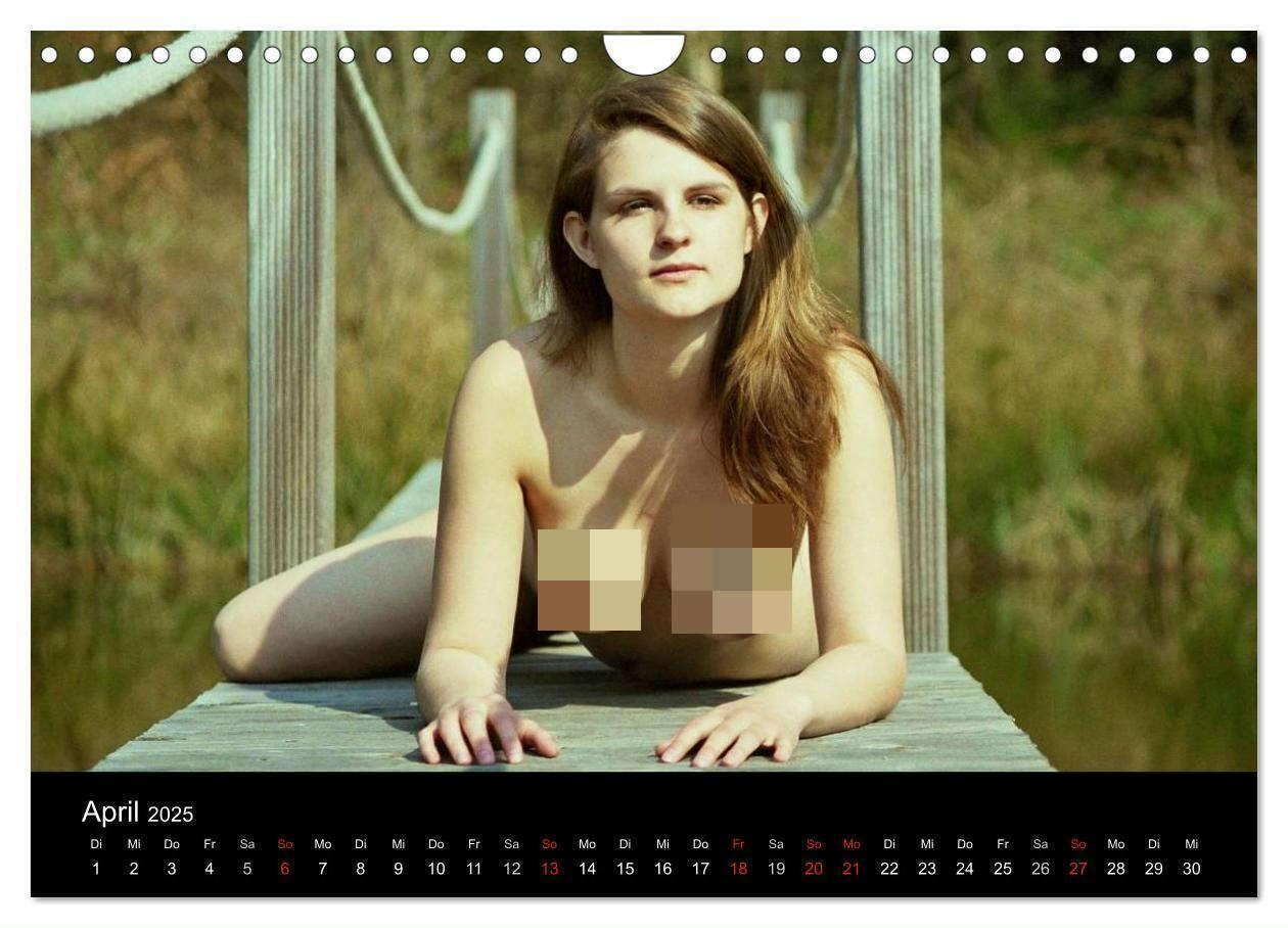 Bild: 9783435781881 | Natürlich nackt (Wandkalender 2025 DIN A4 quer), CALVENDO...