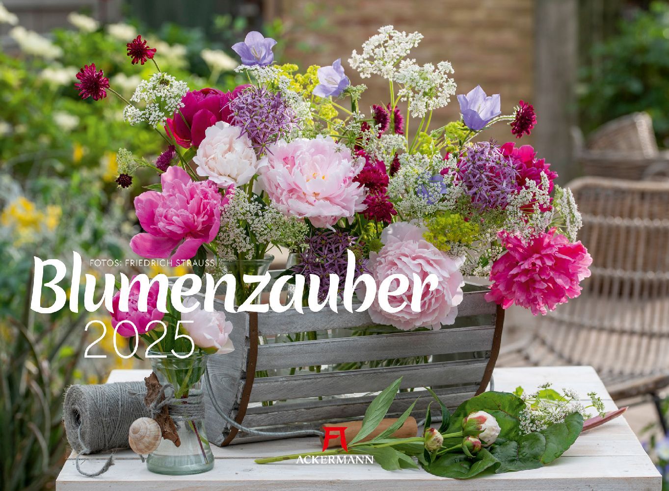 Cover: 9783838425306 | Blumenzauber Kalender 2025 | Friedrich Strauß (u. a.) | Kalender