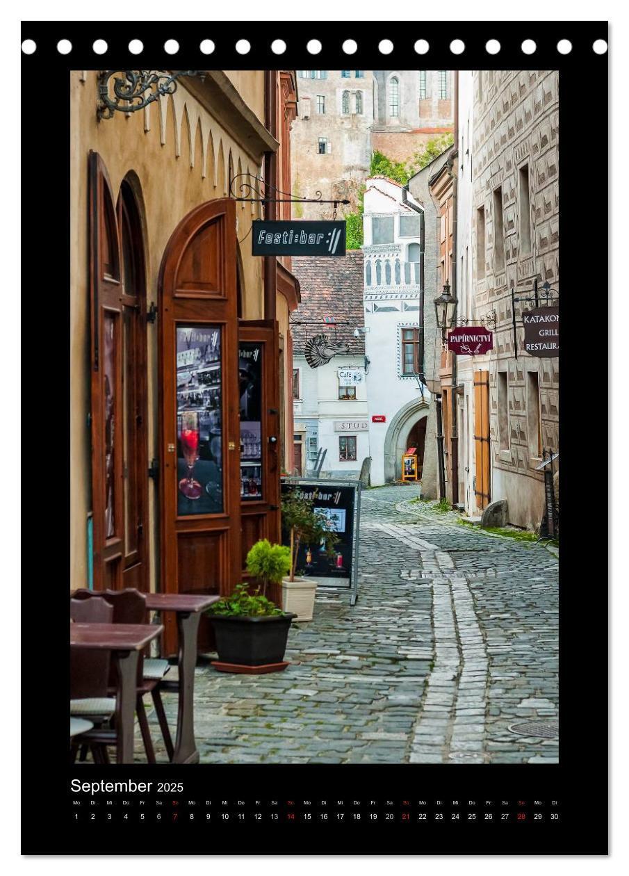 Bild: 9783457068472 | Cesky Krumlov Krumau (Tischkalender 2025 DIN A5 hoch), CALVENDO...