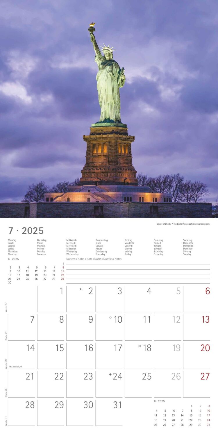 Bild: 4251732340933 | New York 2025 - Broschürenkalender 30x30 cm (30x60 geöffnet) -...