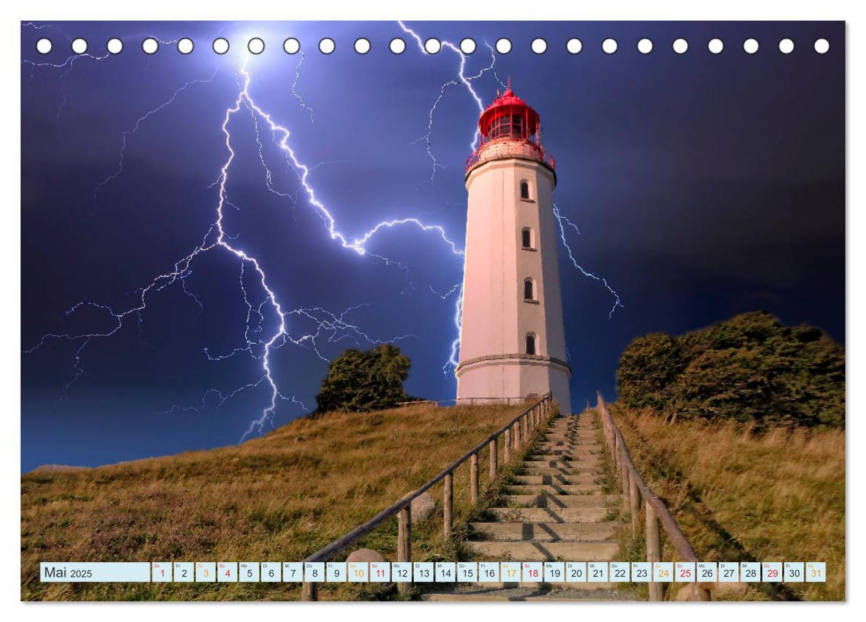 Bild: 9783435146512 | Leuchtturm Gewitter (Tischkalender 2025 DIN A5 quer), CALVENDO...