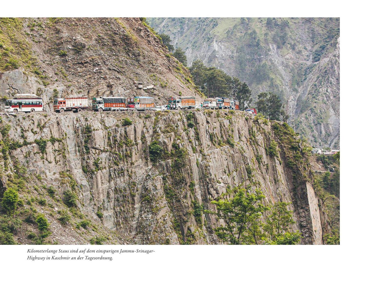 Bild: 9783846409923 | Die Götter der Straße | Per Anhalter mit dem Truck durch Indien | Buch