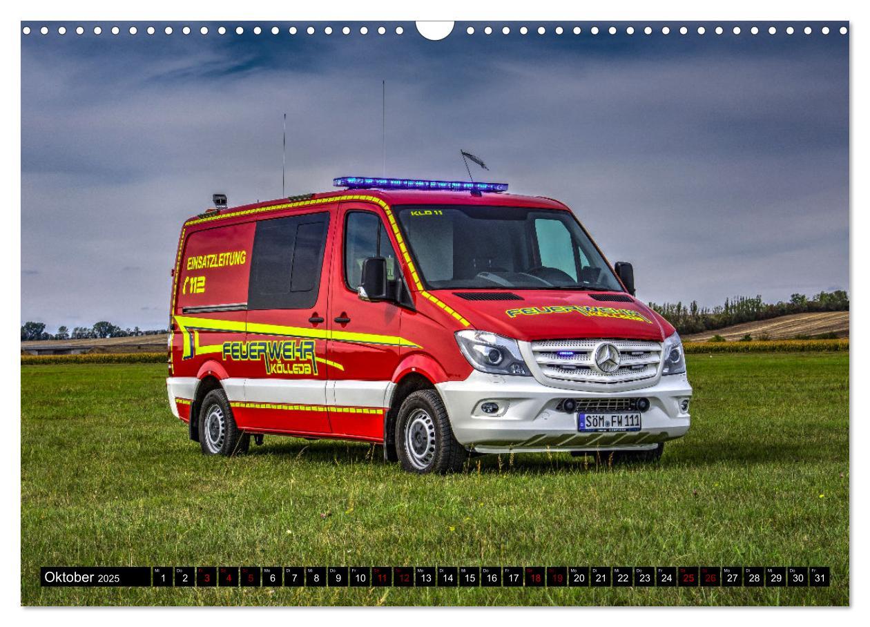 Bild: 9783435037070 | Feuerwehrfahrzeuge (Wandkalender 2025 DIN A3 quer), CALVENDO...