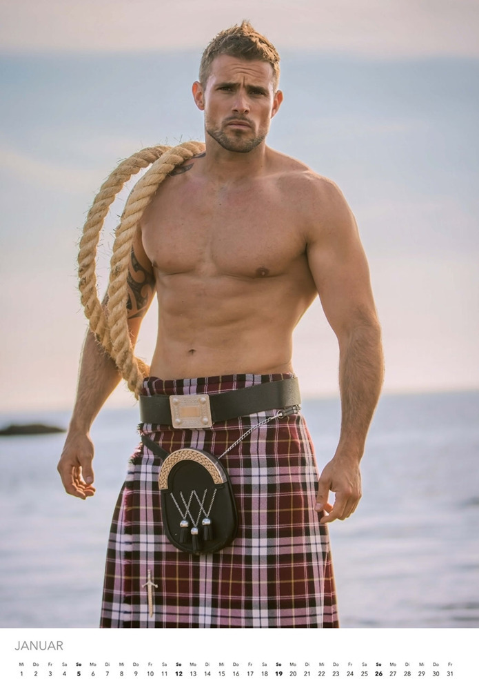 Bild: 9783966648448 | Men in Kilts Kalender 2025 | Schottlands stärkste Kerle. | Kalender