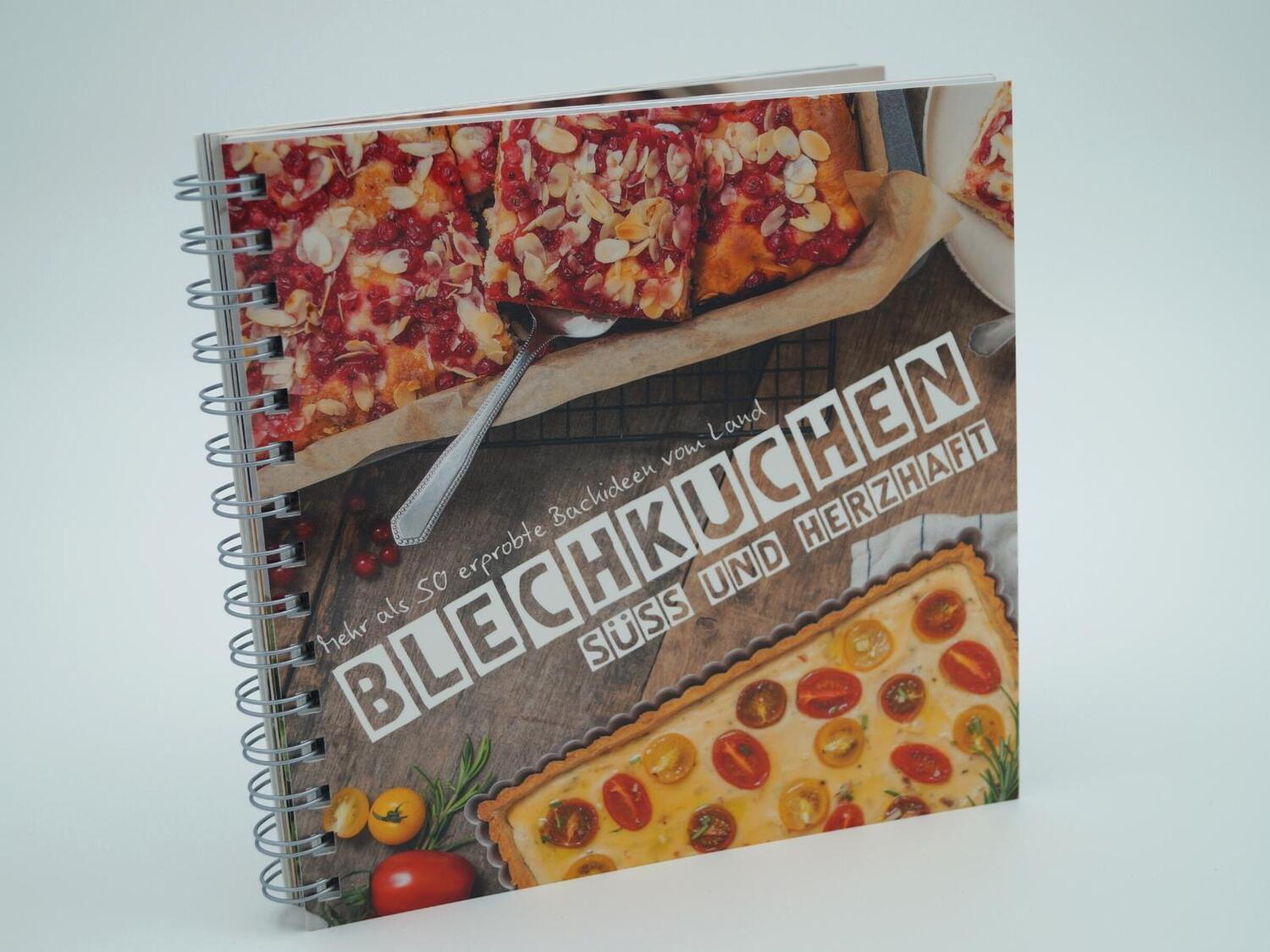 Bild: 9783784357591 | Blechkuchen: süß und herzhaft | Taschenbuch | 144 S. | Deutsch | 2023