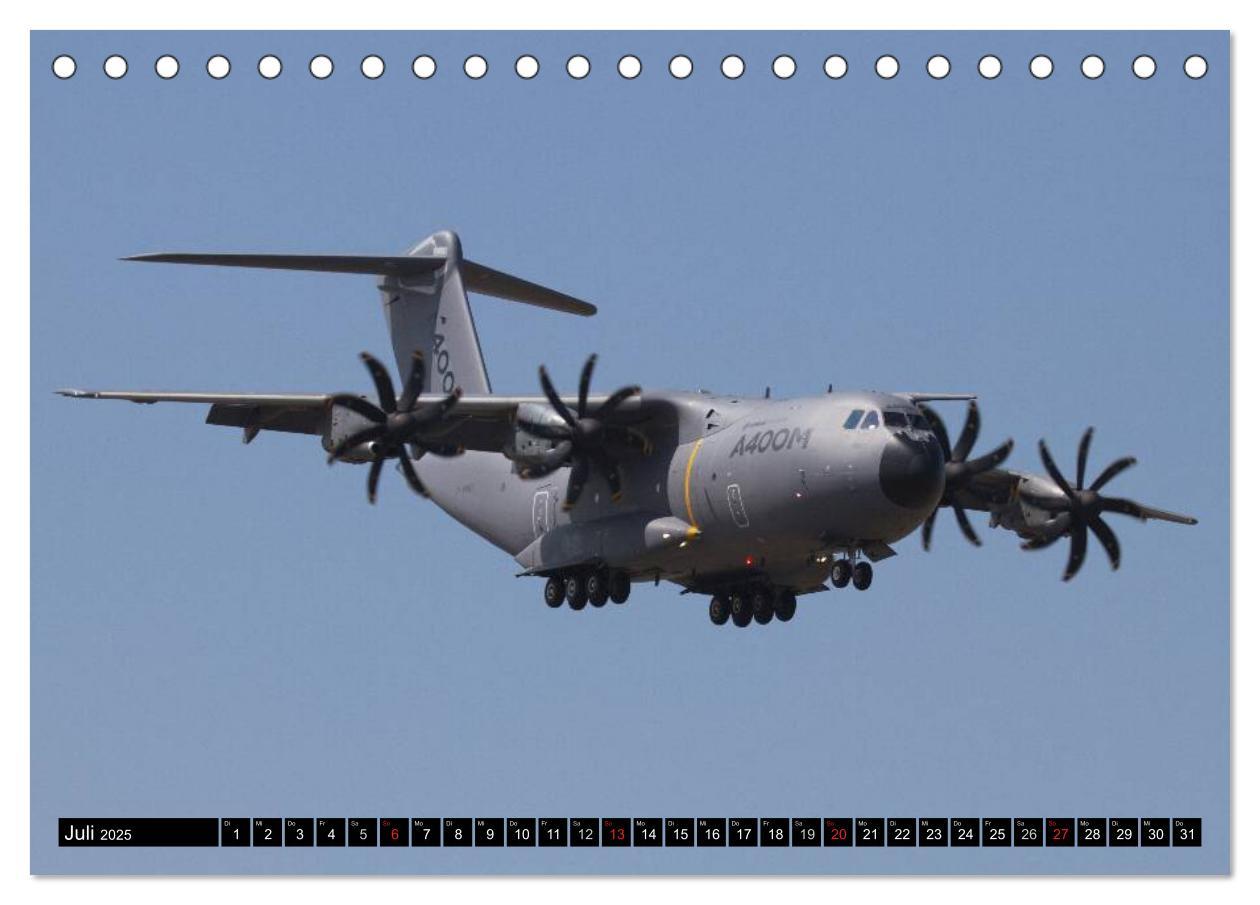 Bild: 9783435469765 | Augenblicke in der Luft: Airbus A400M (Tischkalender 2025 DIN A5...