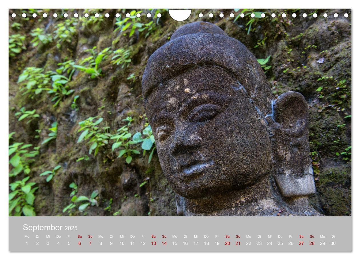 Bild: 9783383984334 | BUDDHA - Ein sanftes Lächeln (Wandkalender 2025 DIN A4 quer),...