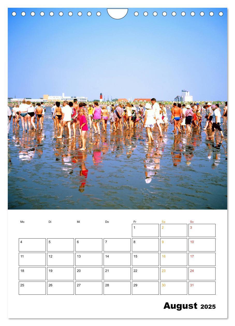 Bild: 9783435976621 | Vielseitiges Büsum (Wandkalender 2025 DIN A4 hoch), CALVENDO...