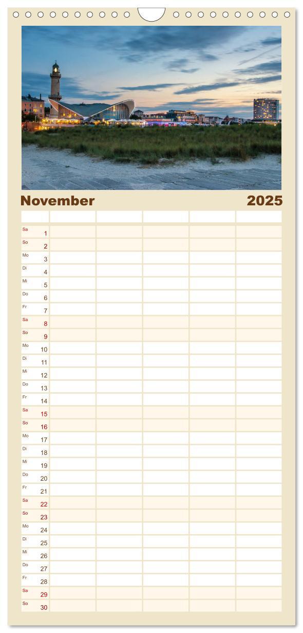 Bild: 9783457114490 | Familienplaner 2025 - Meine Ostsee mit 5 Spalten (Wandkalender, 21...