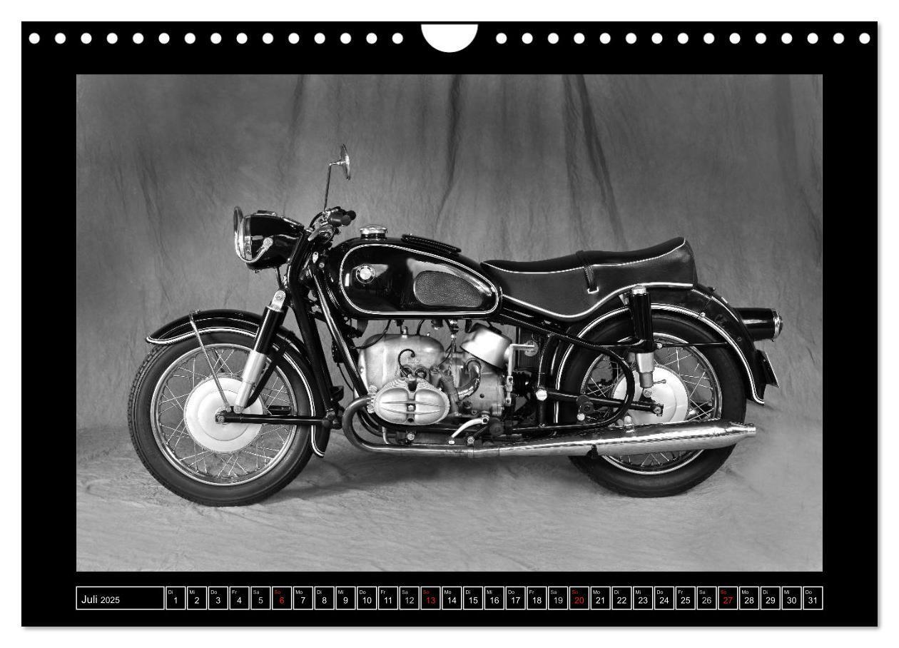 Bild: 9783435567034 | BMW R69S in schwarzweiss (Wandkalender 2025 DIN A4 quer), CALVENDO...