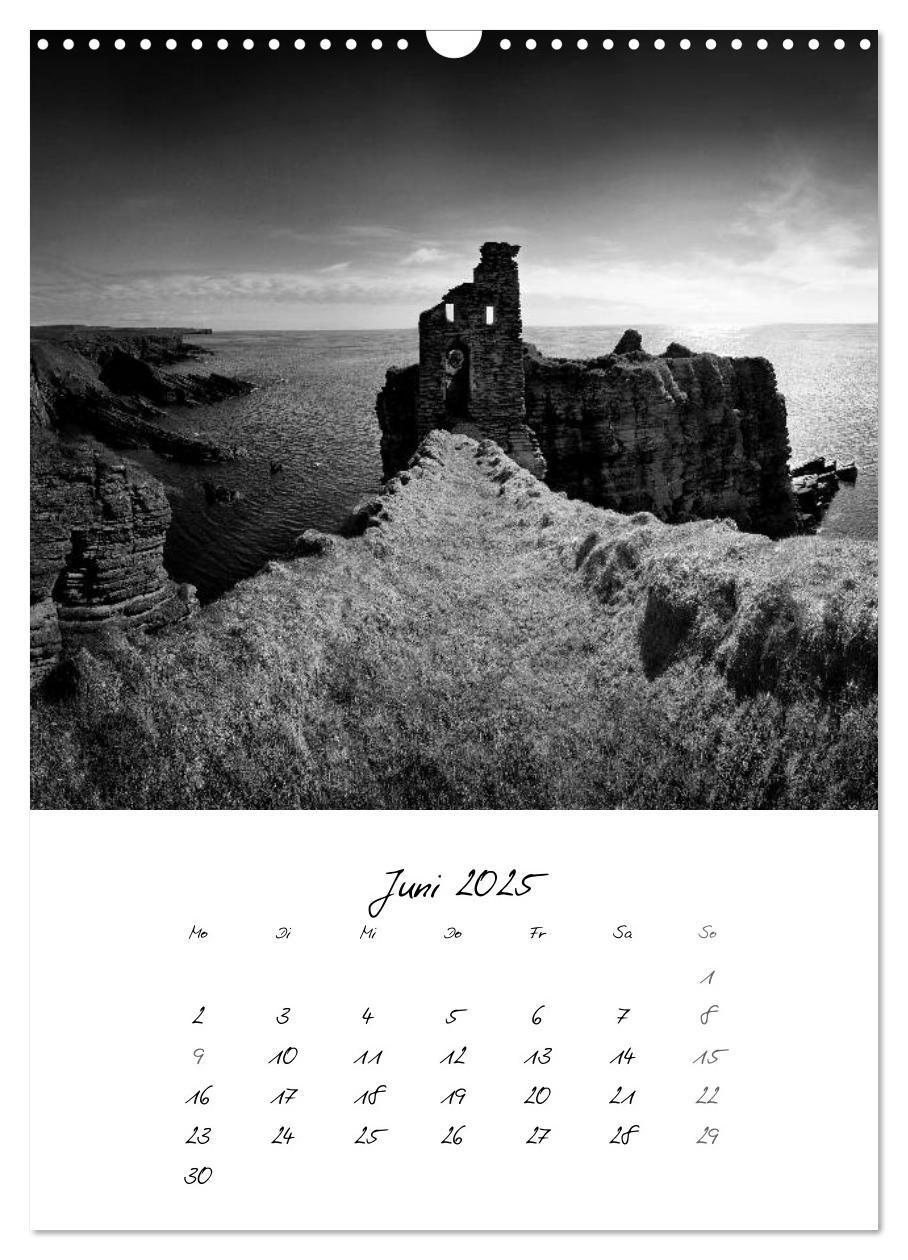 Bild: 9783457048818 | Schottland Monochrom (Wandkalender 2025 DIN A3 hoch), CALVENDO...