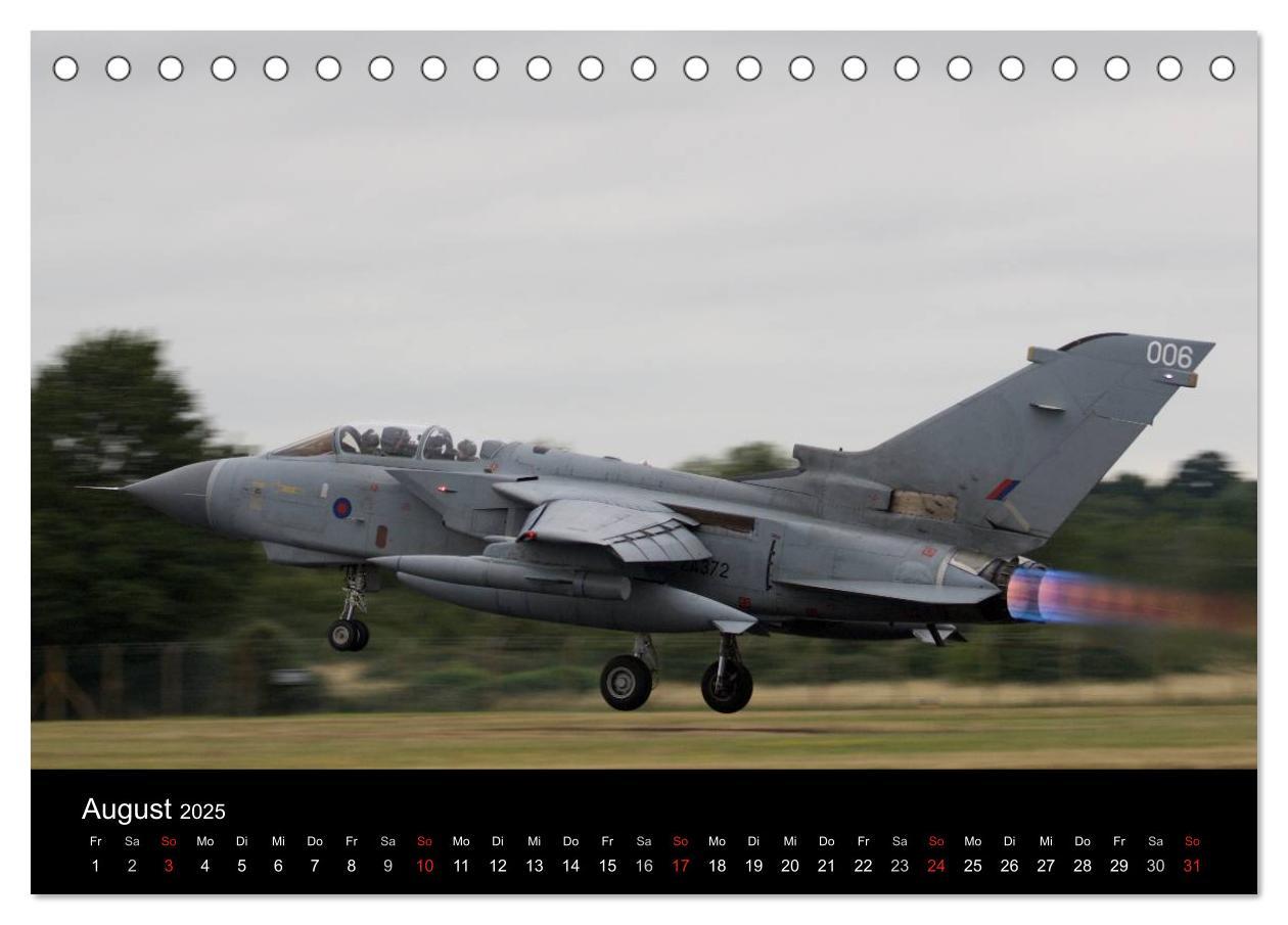 Bild: 9783435470754 | Militärflugzeuge 2025 (Tischkalender 2025 DIN A5 quer), CALVENDO...