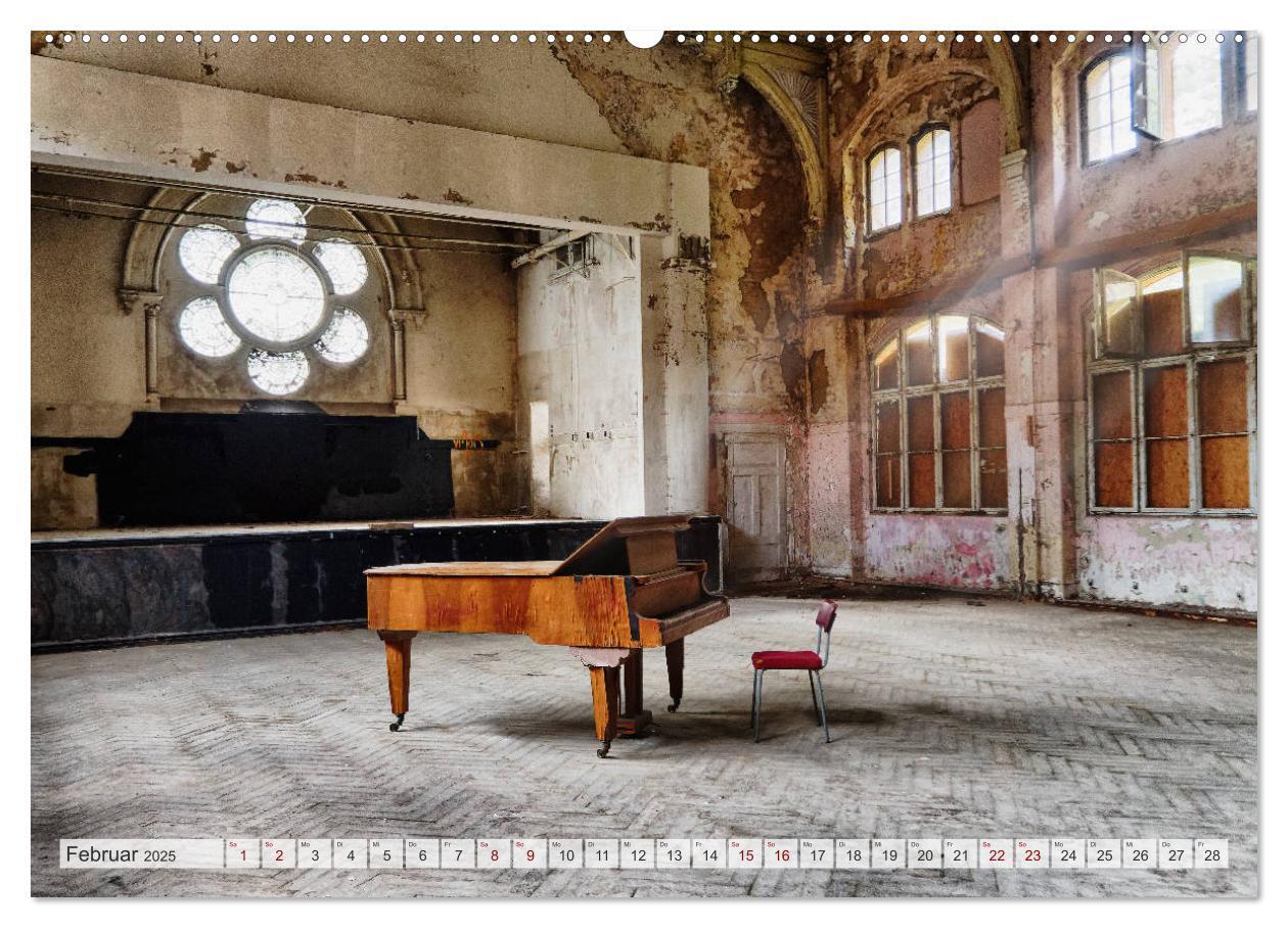 Bild: 9783435196173 | Lost Places Kalender - Daylight (Wandkalender 2025 DIN A2 quer),...