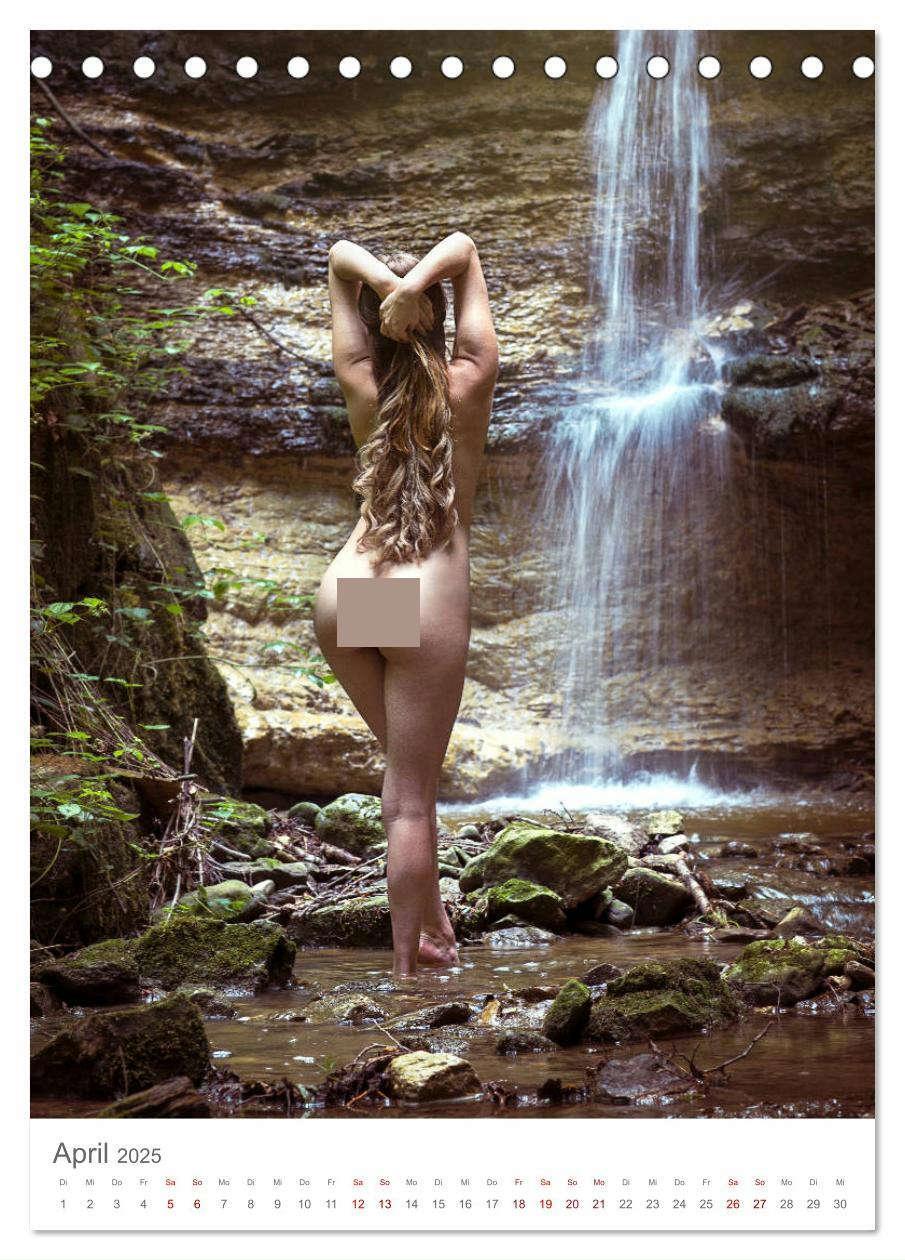 Bild: 9783435981922 | Nude in Nature - Akt und Natur (Tischkalender 2025 DIN A5 hoch),...