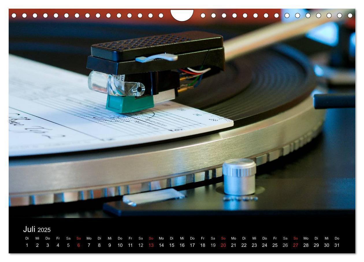 Bild: 9783435696239 | Vintage Turntables Made In Schwarzwald (Wandkalender 2025 DIN A4...