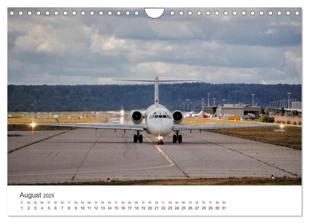 Bild: 9783435042623 | Ein Jahr am Flughafen Stuttgart (Wandkalender 2025 DIN A4 quer),...