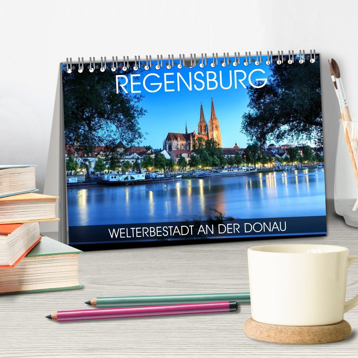 Bild: 9783435477326 | Regensburg - Welterbestadt an der Donau (Tischkalender 2025 DIN A5...