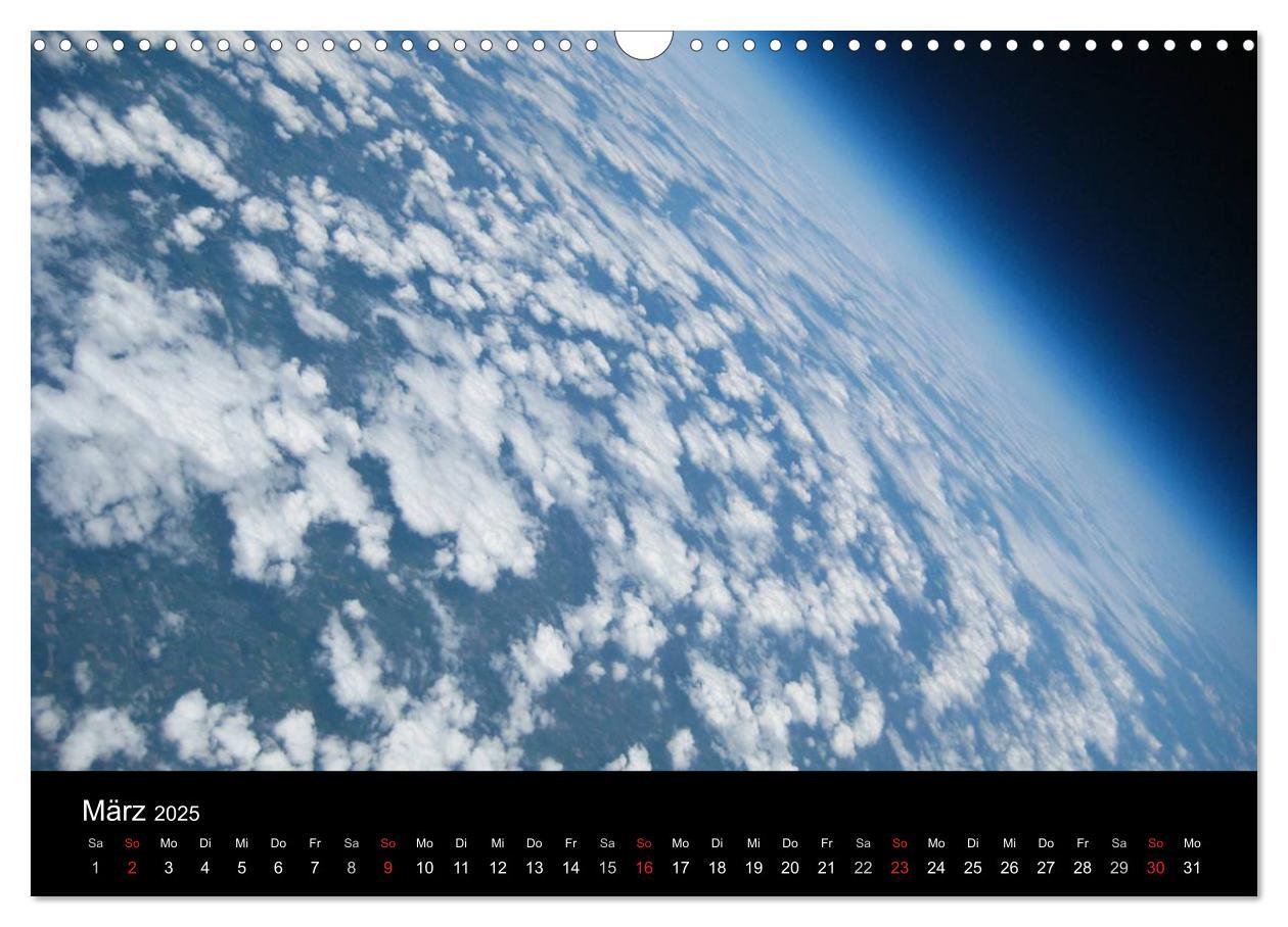 Bild: 9783435702008 | Eine Reise in die Stratosphäre (Wandkalender 2025 DIN A3 quer),...