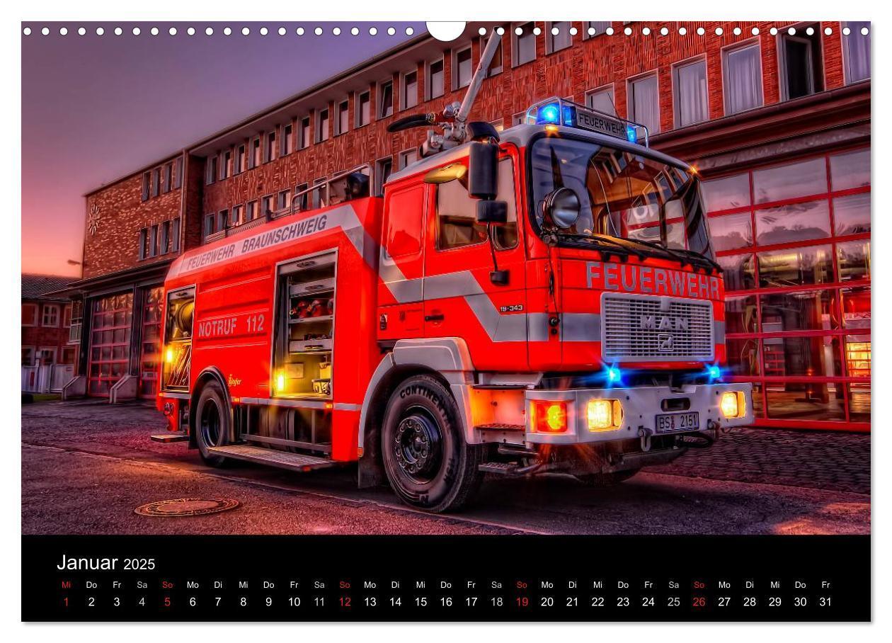 Bild: 9783435816743 | Feuerwehr Braunschweig (Wandkalender 2025 DIN A3 quer), CALVENDO...