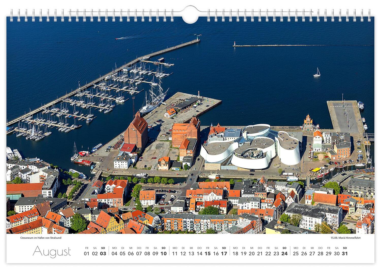 Bild: 9783910680579 | Kalender Rügen Luftaufnahmen 2025 | 45 x 30 cm weißes Kalendarium